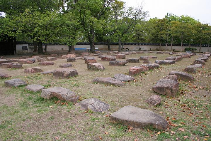 岡山城 礎石