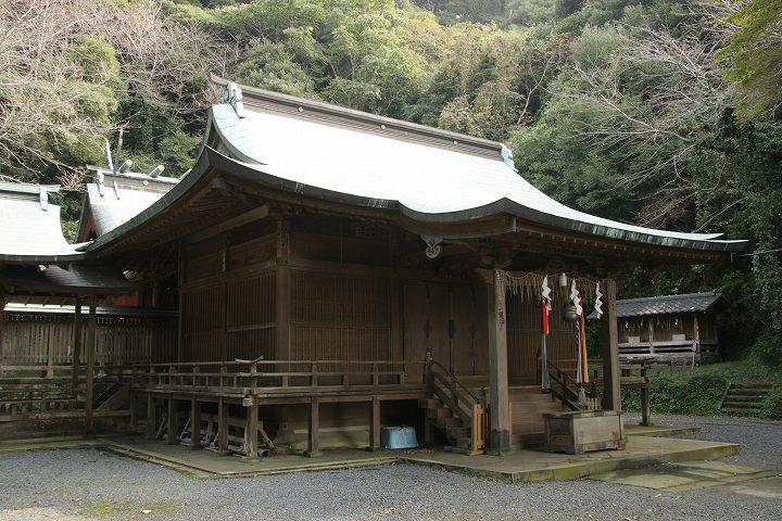 洲崎神社 拝殿