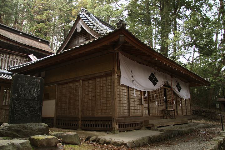武田八幡神社 拝殿