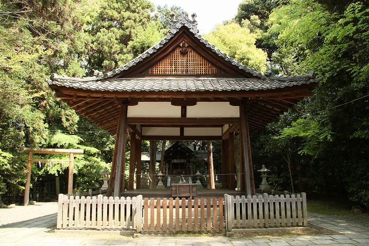 木嶋神社 拝殿