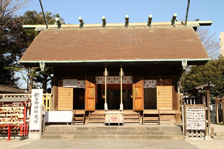 鶴見神社 拝殿