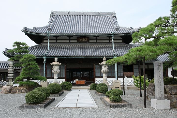 花岳寺本堂